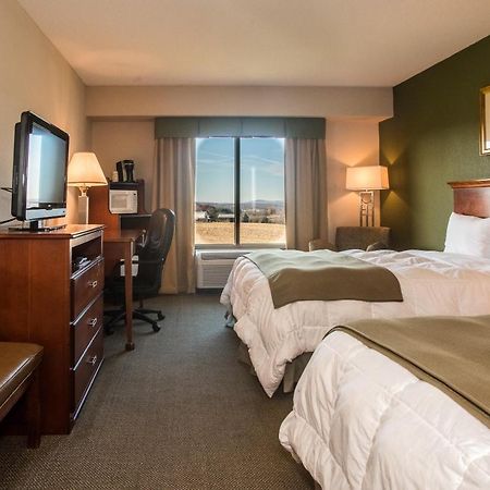 Round Hill Inn Orange Екстер'єр фото
