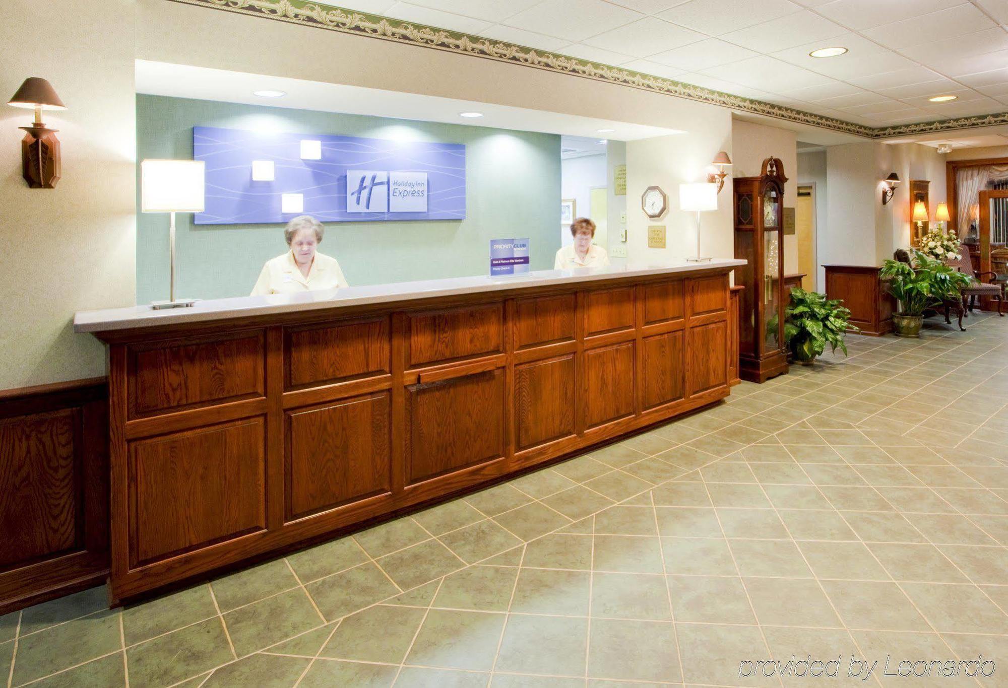 Round Hill Inn Orange Екстер'єр фото