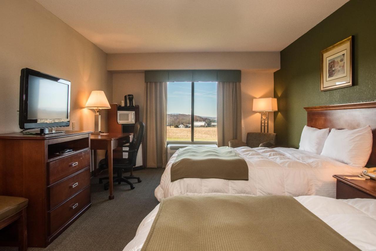 Round Hill Inn Orange Екстер'єр фото